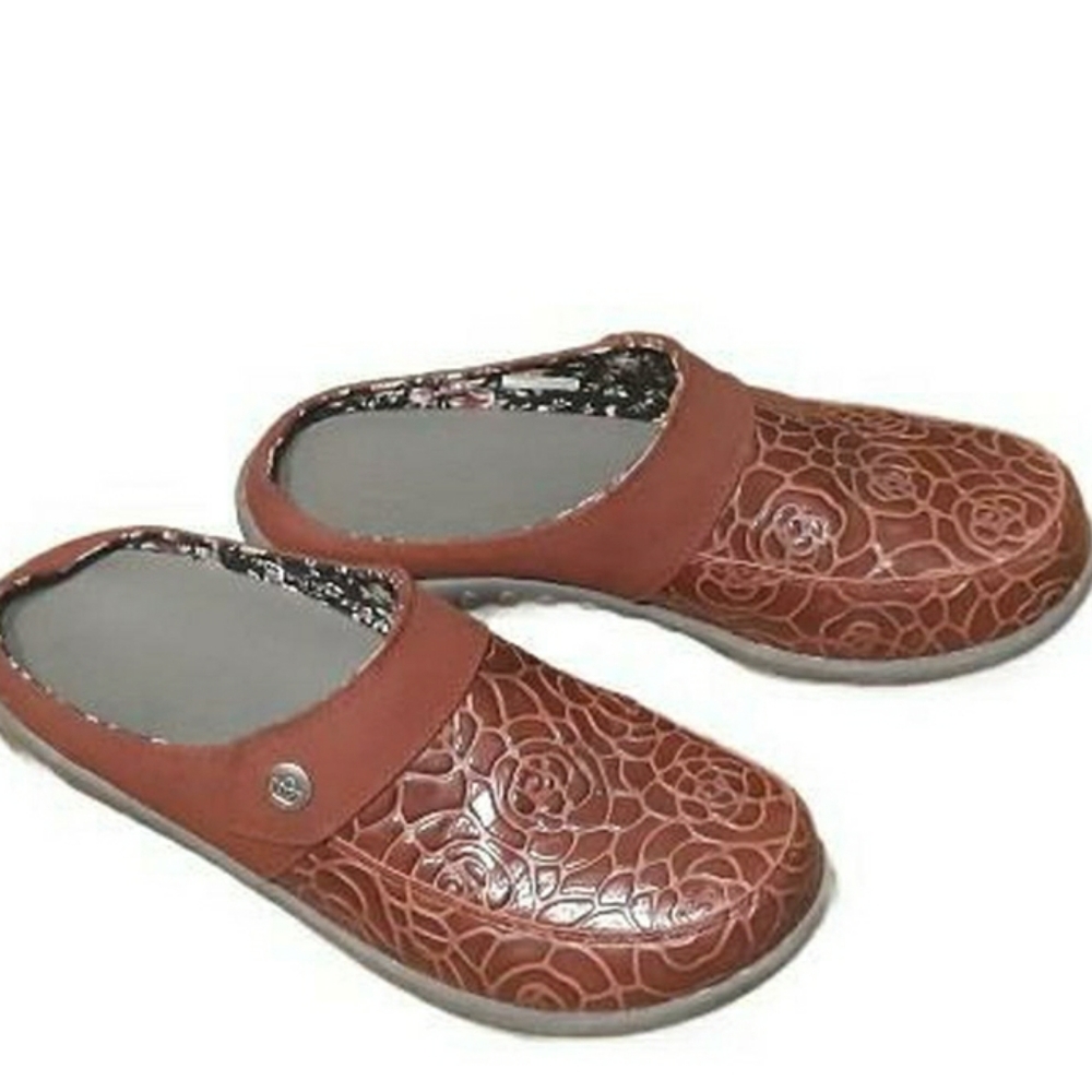Spenco Alicia Embossed Floral Leather Slides - Size 9W Orthopedic Slip On Shoes - Picture 2 of 10